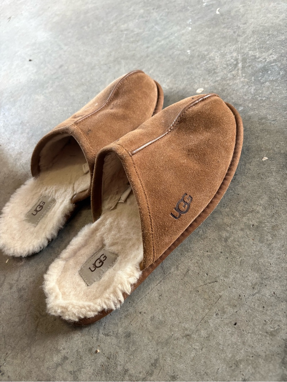UGG Men's Chestnut Suede Shearling Slip-On Mules